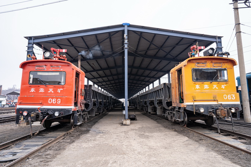 东露天巡检列车