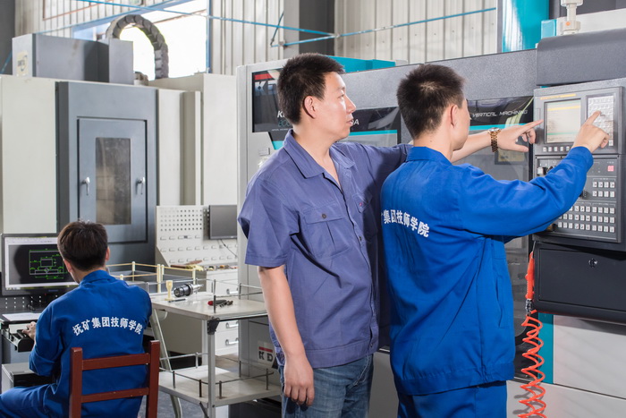 2 机加数控实训.jpg