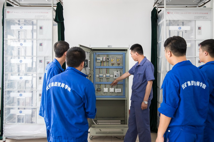 7 电梯设备实训.jpg