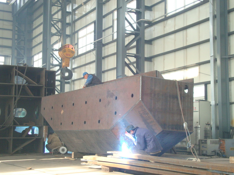 大型结构件加工_调整大小.JPG